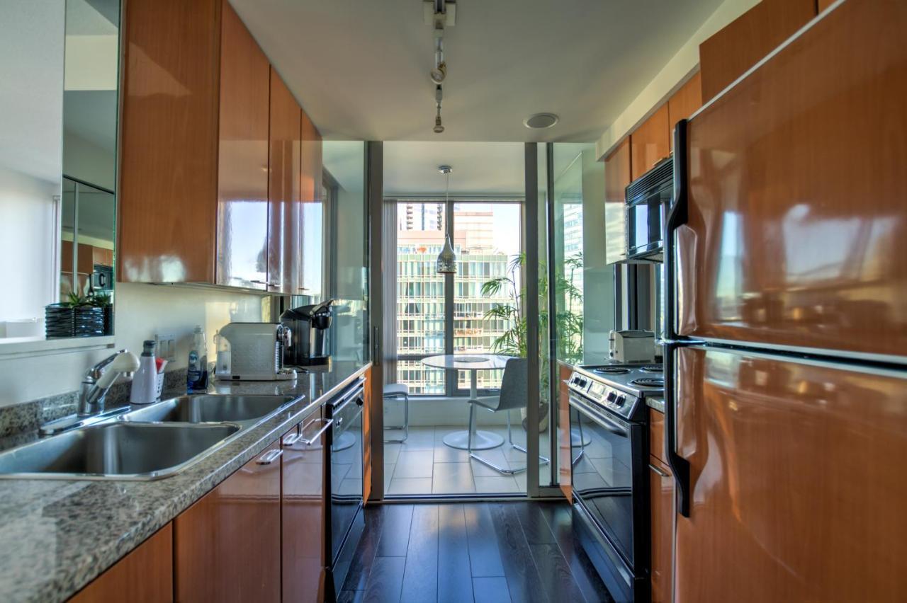 Habitas Apartment Vancouver Bagian luar foto